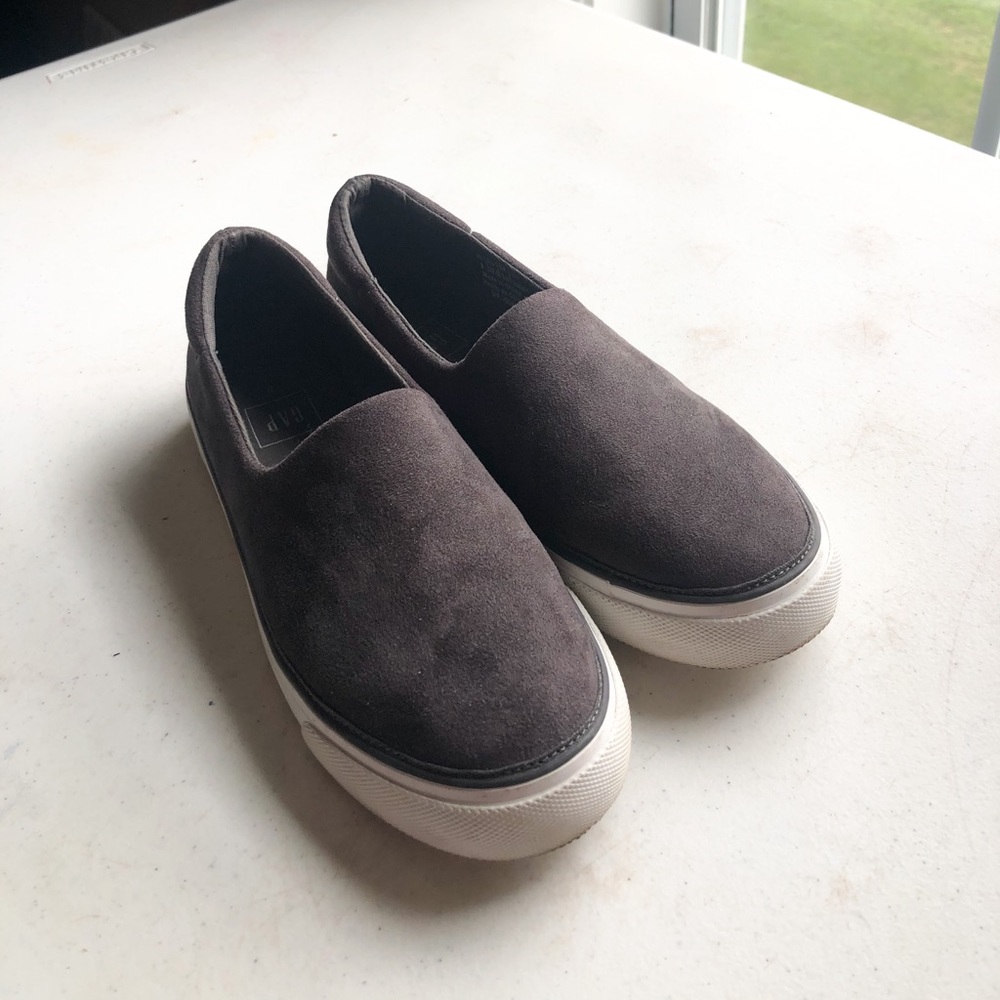 Slip-on/Canvas Sneakers